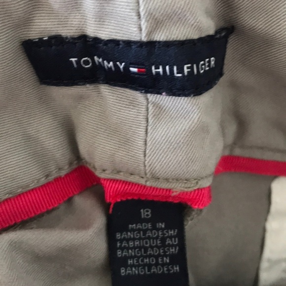 Tommy Hilfiger Short - Picture 5 of 5